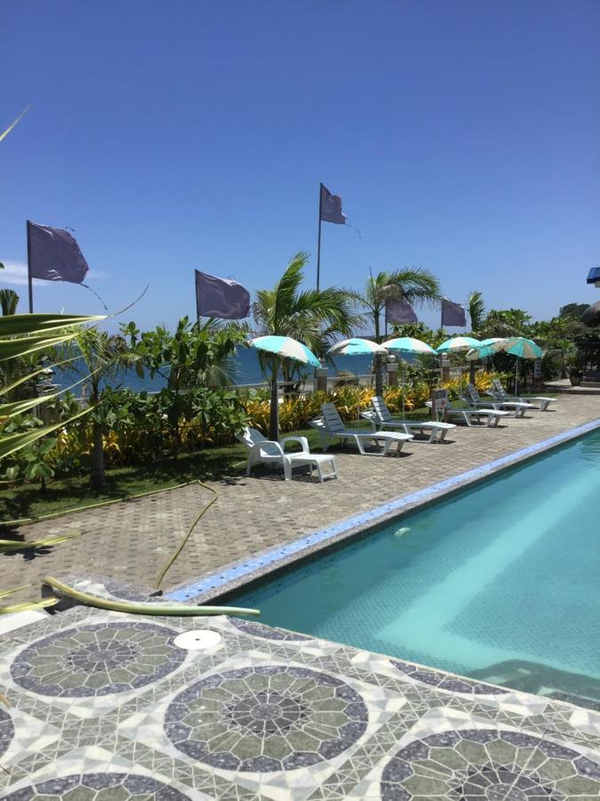 Em Royalle Hotel & Beach Resort سان خوان المظهر الخارجي الصورة